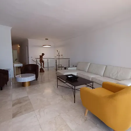 Carabeo 36 Duplex شقة
